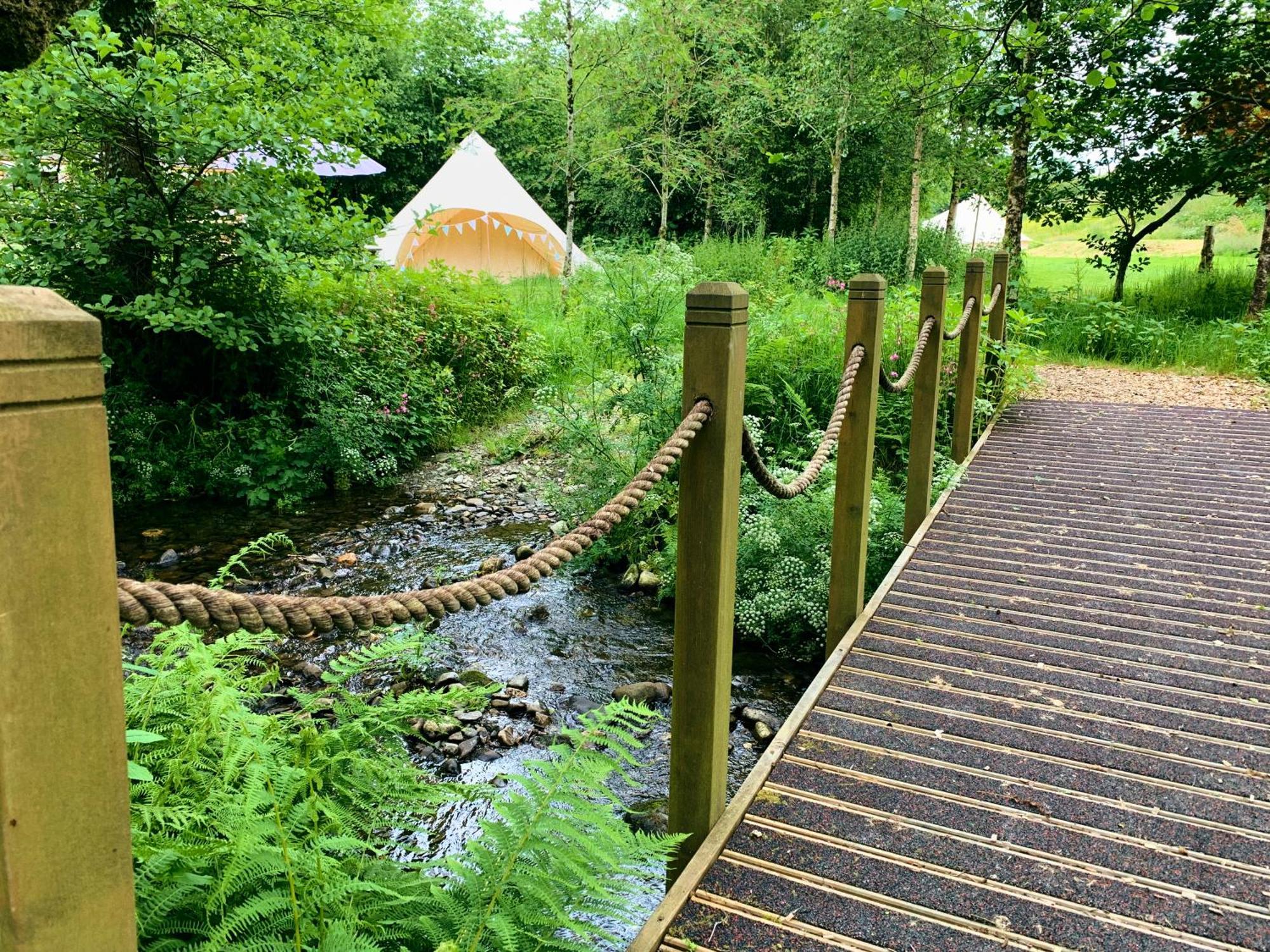 Oak Tree Farm Hotel Llanfynydd Luaran gambar